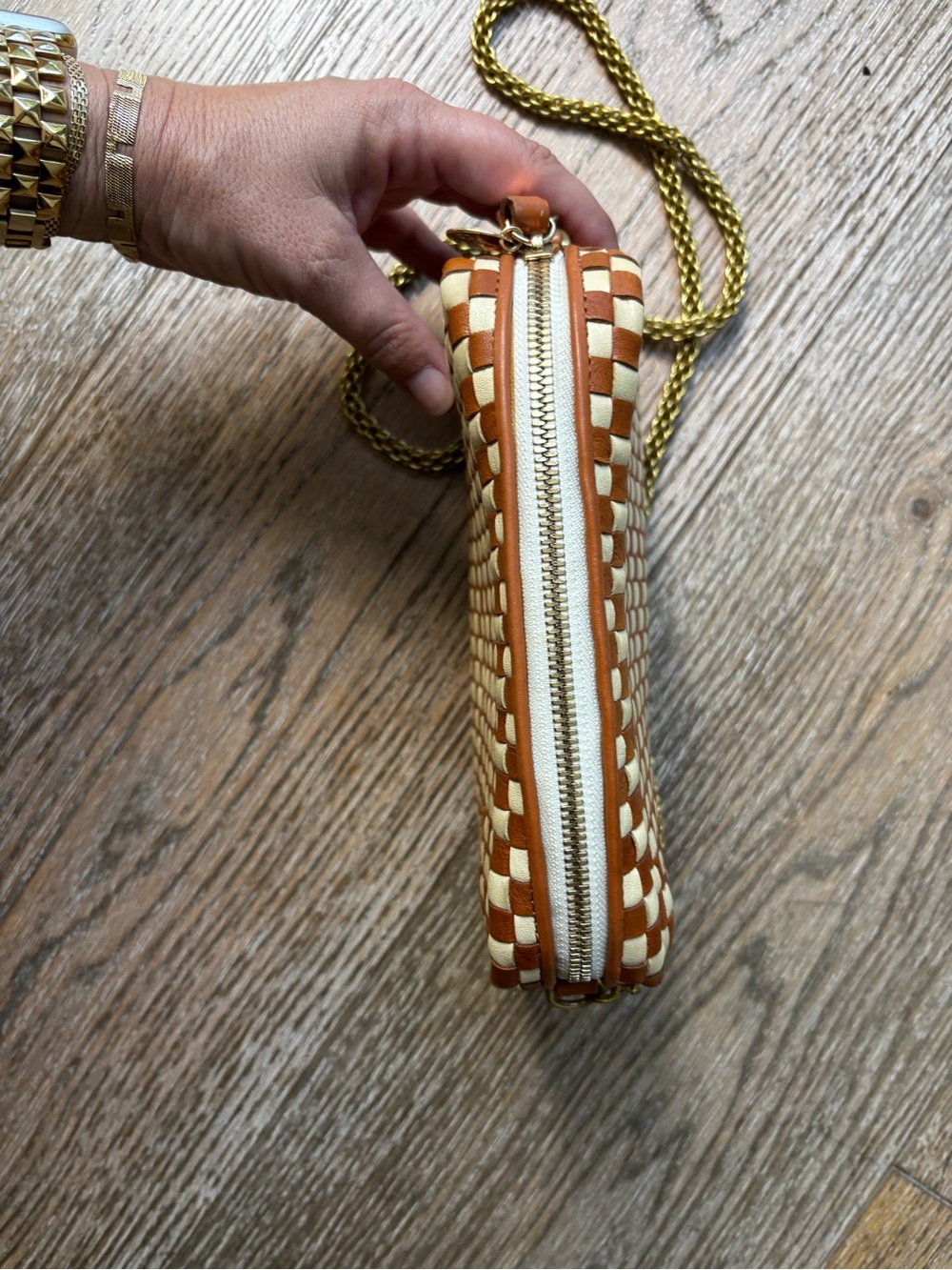 Clare V. Midi Sac in the gorgeous Natural & Cream Woven Checker leather - Picture 6 of 7